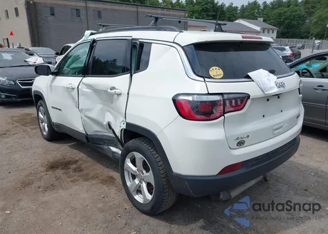 2019 Jeep Compass Latitude 4X4 from USA, damaged, VIN 3C4NJDBB6KT601993